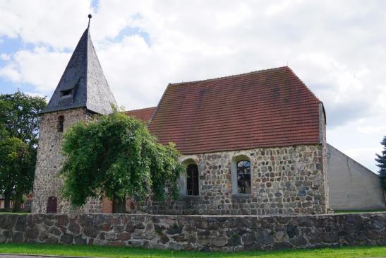 Kirche Wallstawe