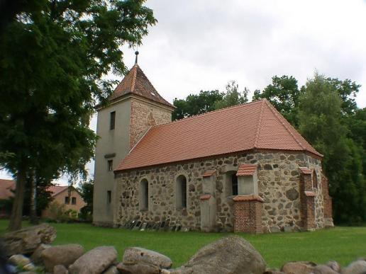 Kirche Hilmsen